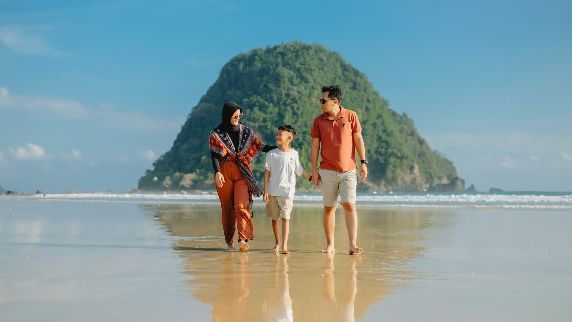 One Day Djawatan Mustika Pulau Merah